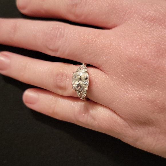 Ring - Picture 8 of 8